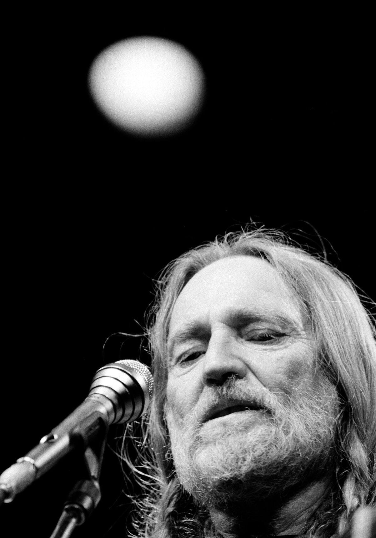 1984: Willie Nelson
